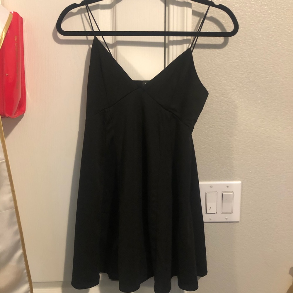 Kendall and Kylie black dress size medium